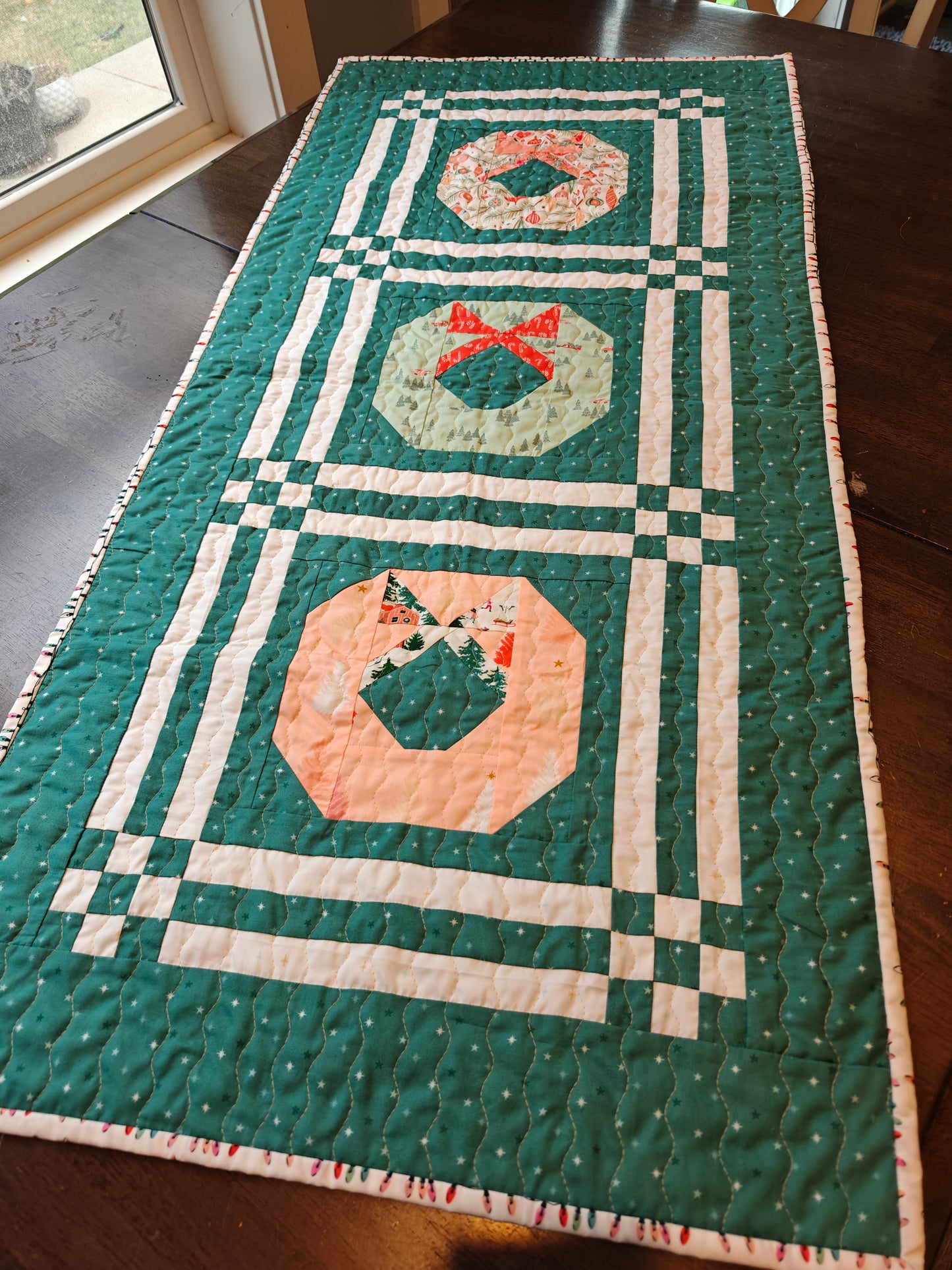 Tinsel Wreath table runner/wall hanging