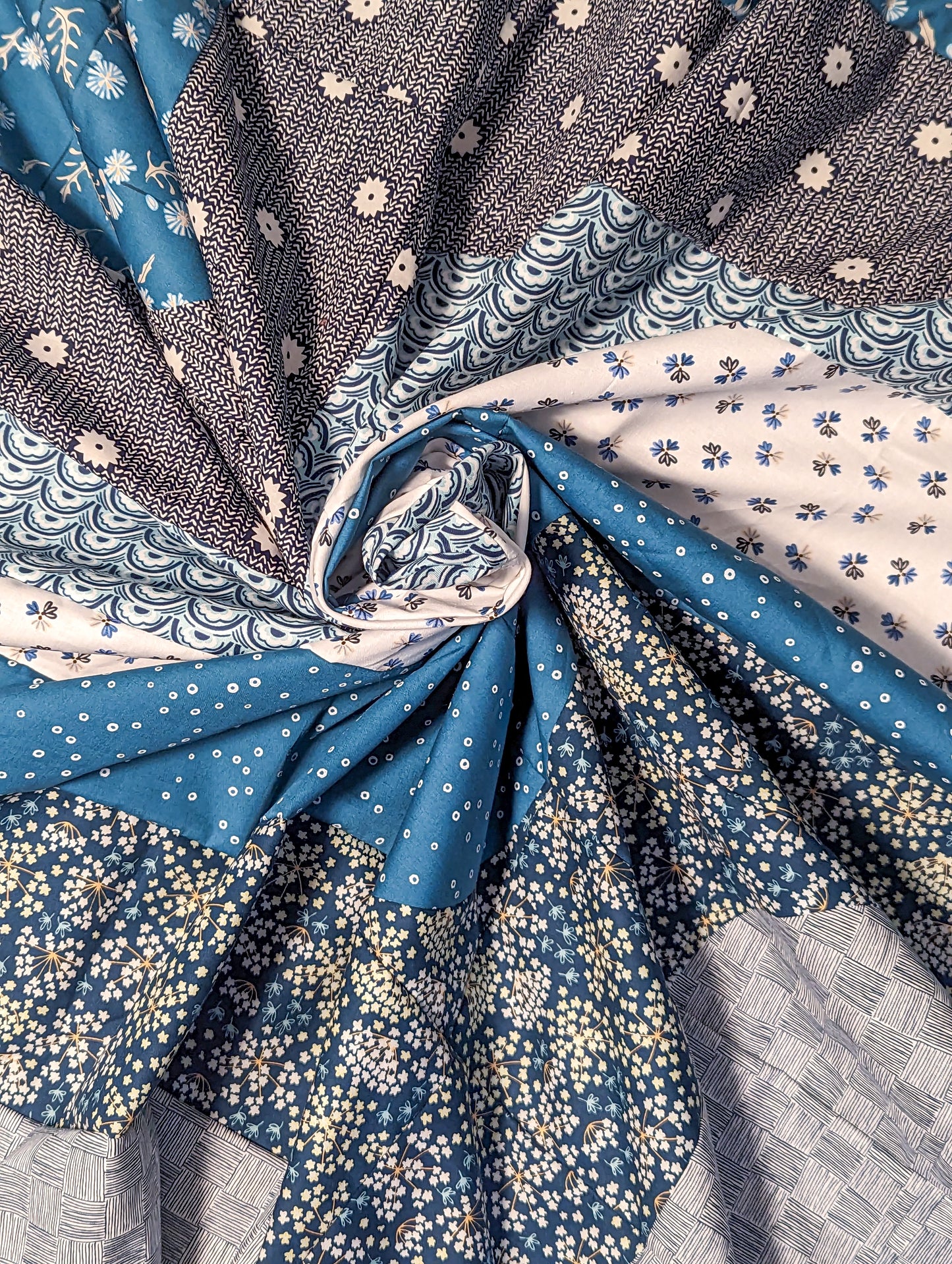 Waterfalls Quilt