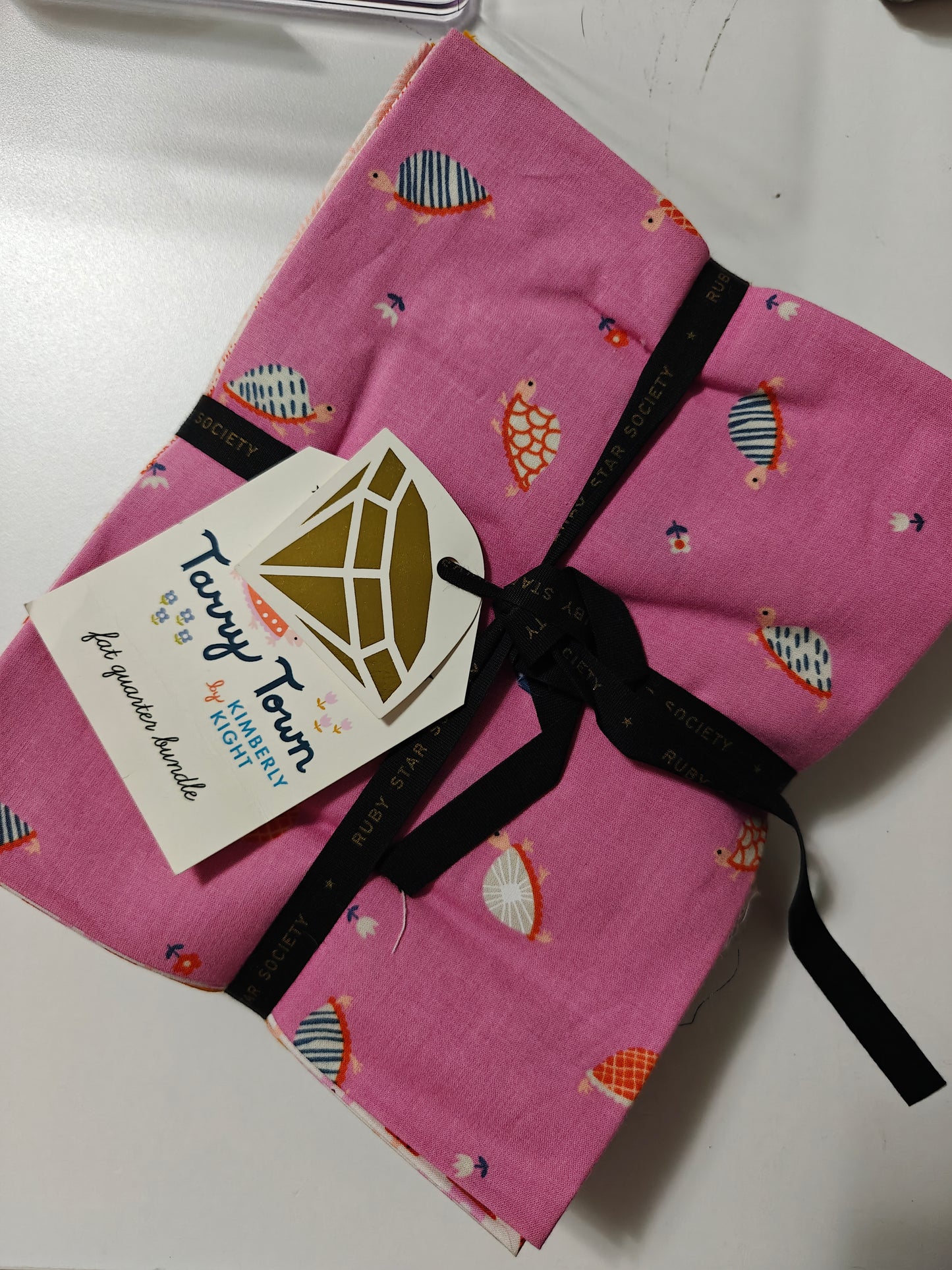 Tarry Town Fat quarter bundle by RSS