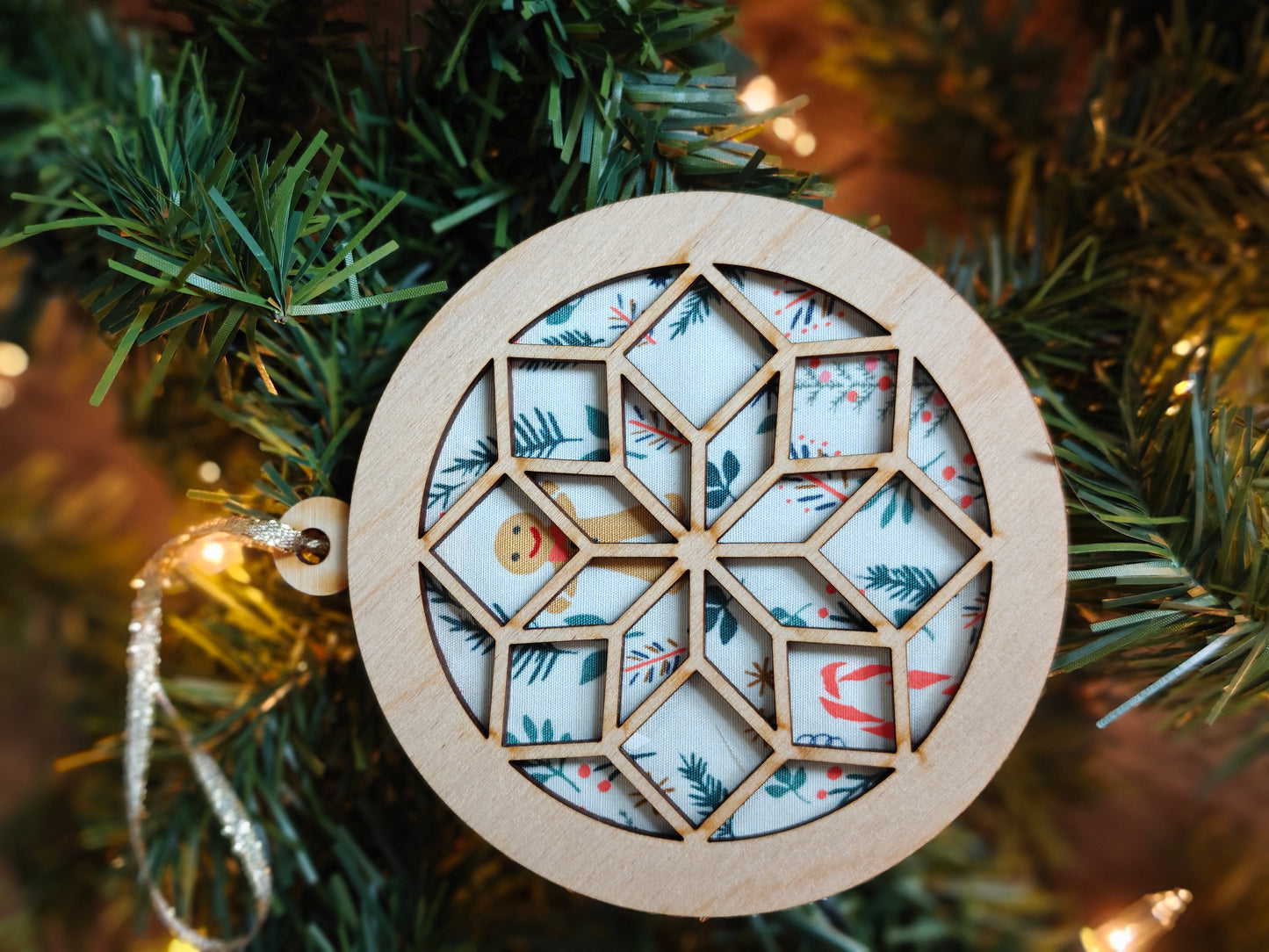 Wooden quilt ornament