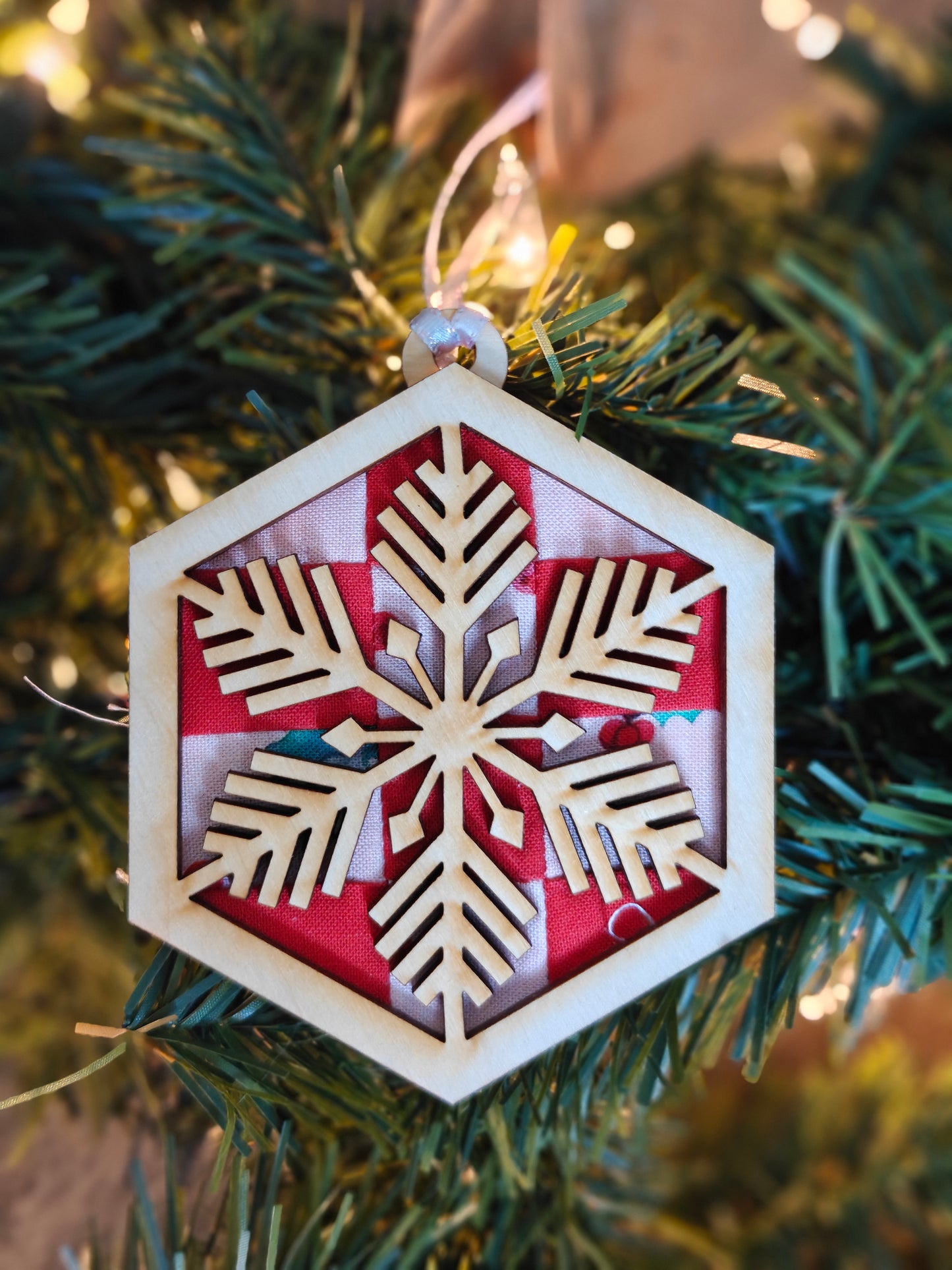 Wooden quilt ornament