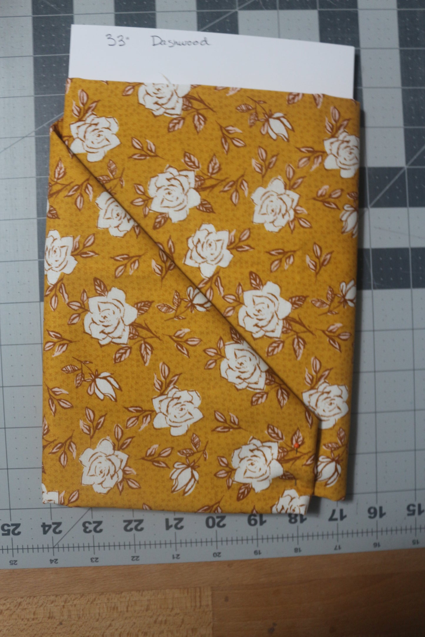 Dashwood Nostalgia - Yellow Rose - 33"