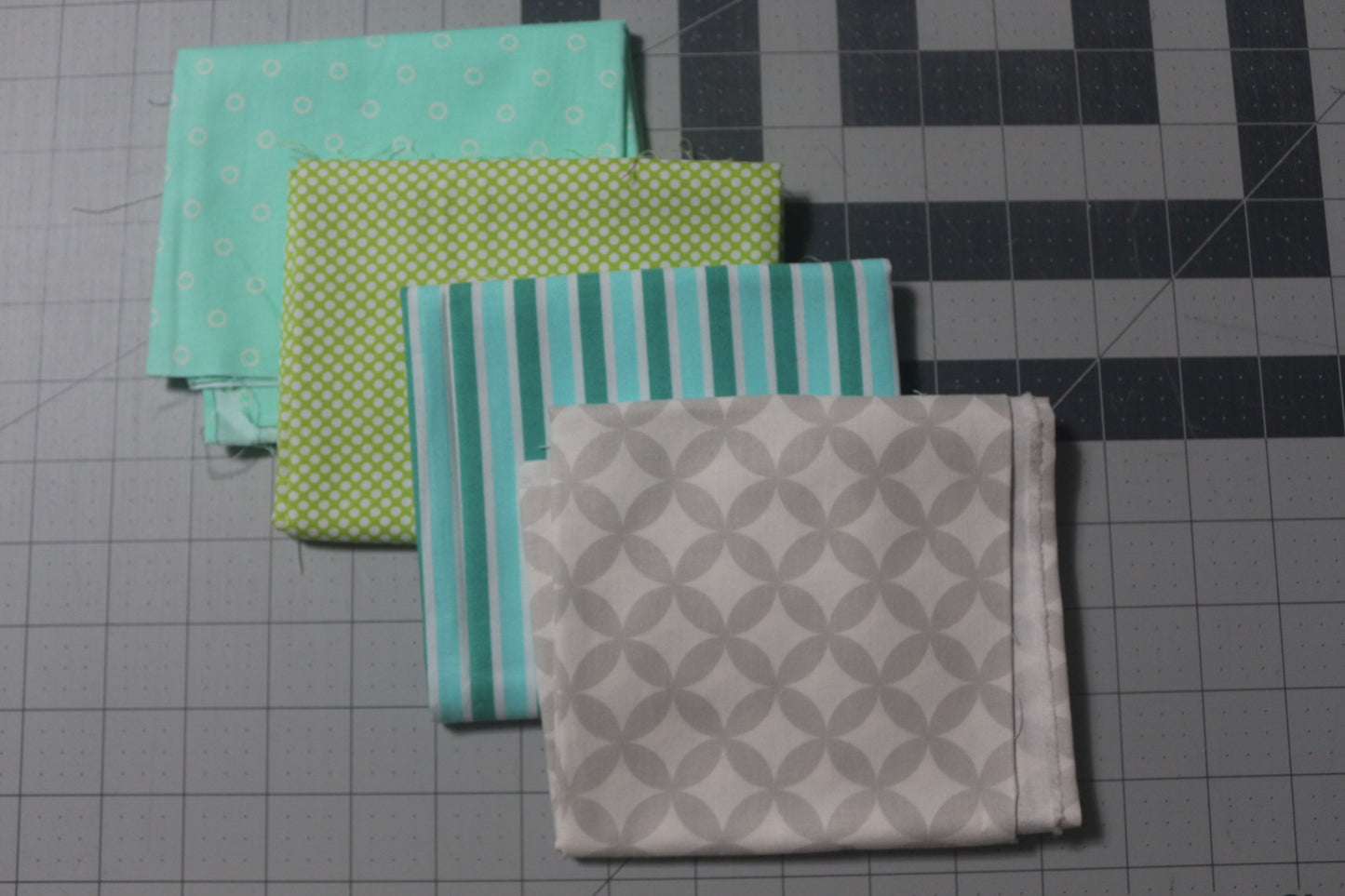 Bonnie and Camille FQ bundle 6 - aqua, lime, grey (4 FQs)